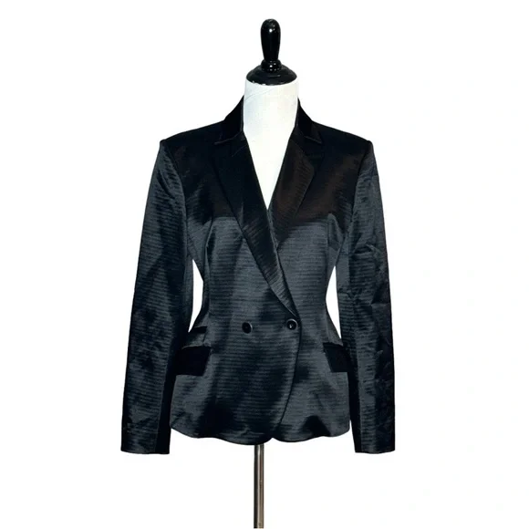 THEYSKENS THEORY JUX SATEEN CROPPED LONG SLEEVE BLACK BLAZER - Picture 2 of 15